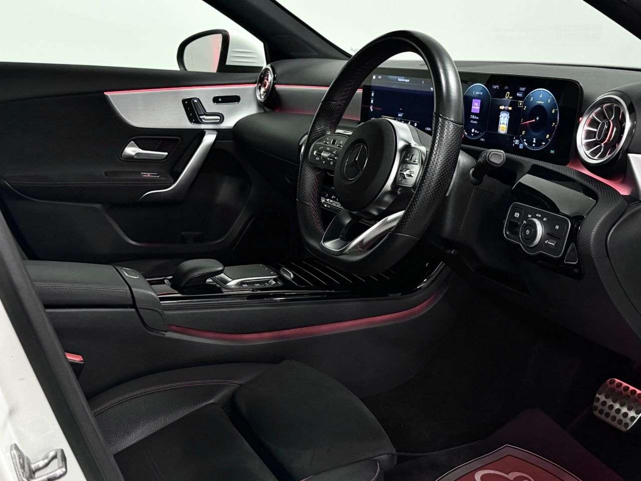 2021 MERCEDES-BENZ A CLASS 2021 MERCEDES-BENZ A CLASS
