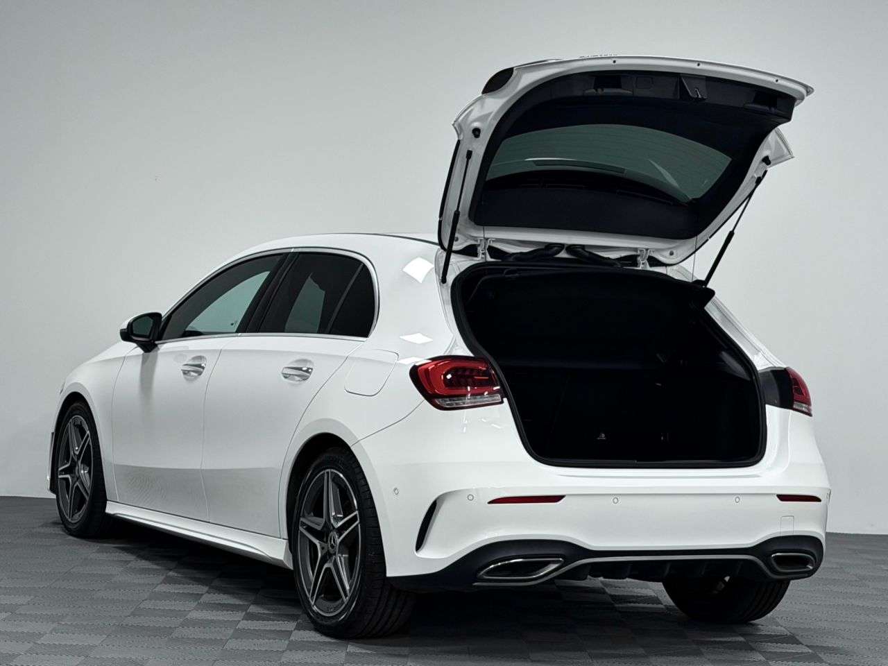2021 MERCEDES-BENZ A CLASS 2021 MERCEDES-BENZ A CLASS