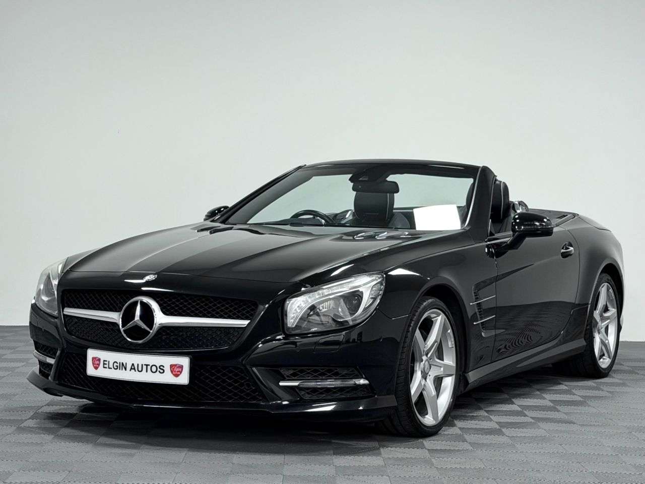 A 2013 MERCEDES-BENZ SL SL350 Convertible 3.5 V6 Auto ( 306 bhp ) A 2013 MERCEDES-BENZ SL SL350 Convertible 3.5 V6 Auto ( 306 bhp )