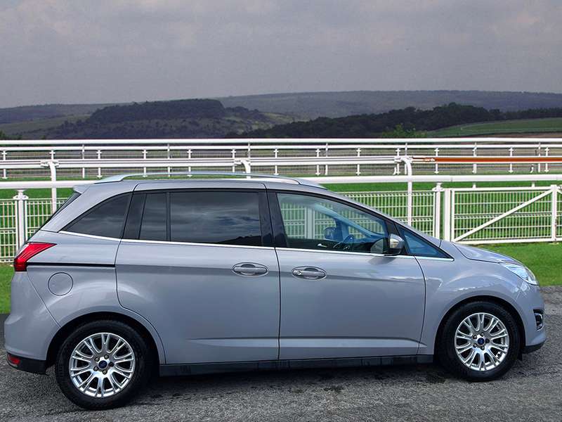 A 2011 FORD C-MAX GRAND TITANIUM TDCI A 2011 FORD C-MAX GRAND TITANIUM TDCI