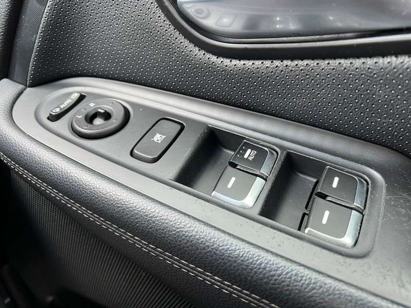 2014 KIA CARENS 2014 KIA CARENS