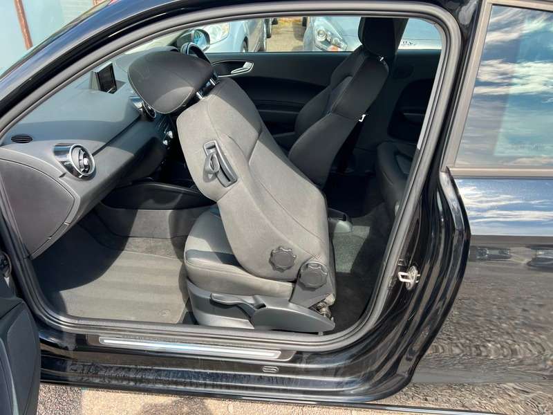 2015 AUDI A1 2015 AUDI A1
