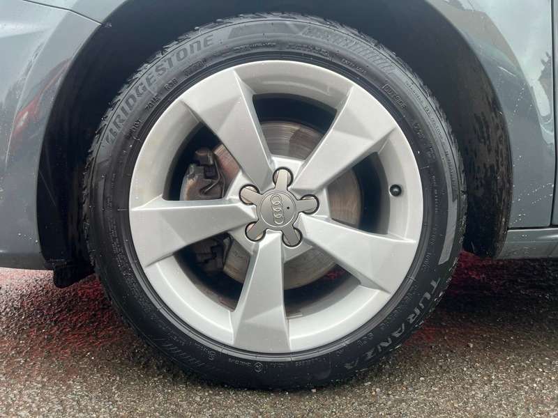 2017 AUDI A1 2017 AUDI A1