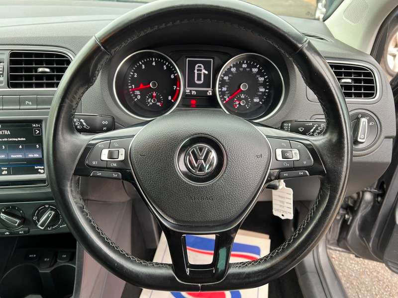 2017 VOLKSWAGEN POLO 2017 VOLKSWAGEN POLO