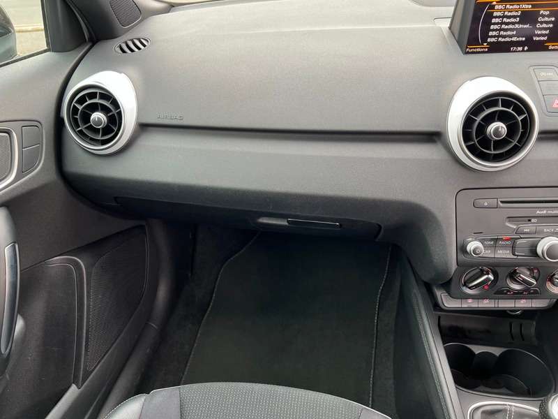 2014 AUDI A1 2014 AUDI A1