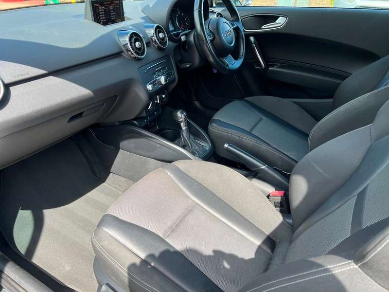 2015 AUDI A1 2015 AUDI A1