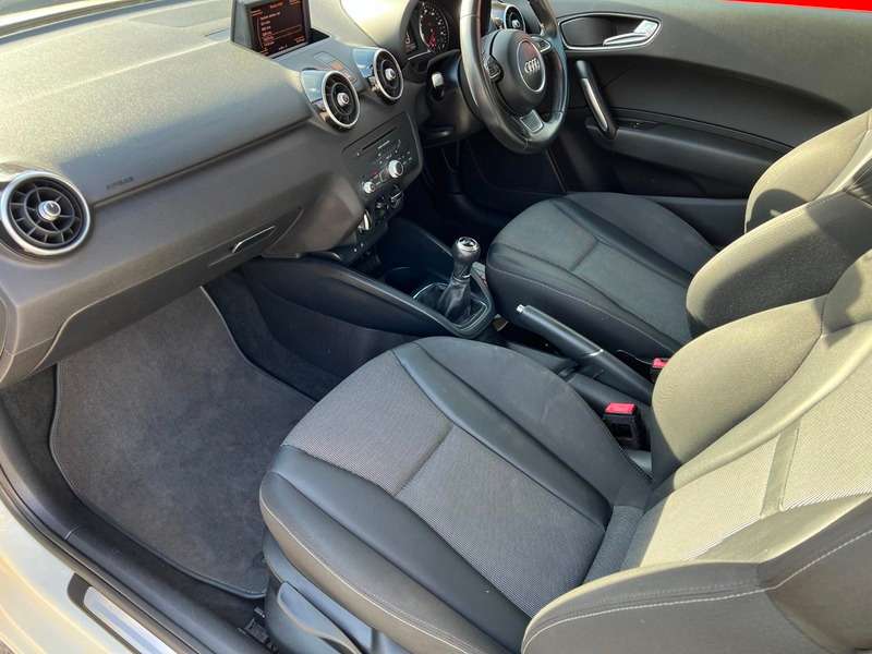 2013 AUDI A1 2013 AUDI A1