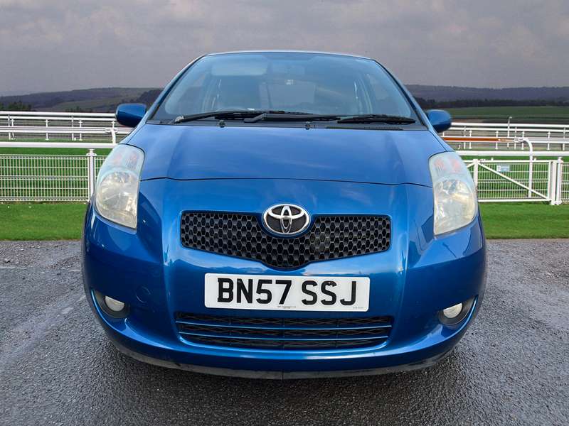 A 2007 TOYOTA YARIS SR MMT A 2007 TOYOTA YARIS SR MMT