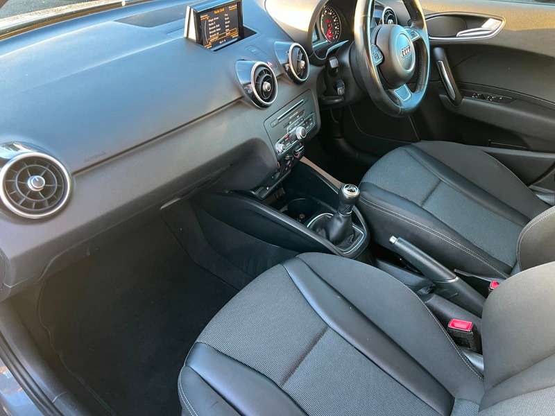 2017 AUDI A1 2017 AUDI A1