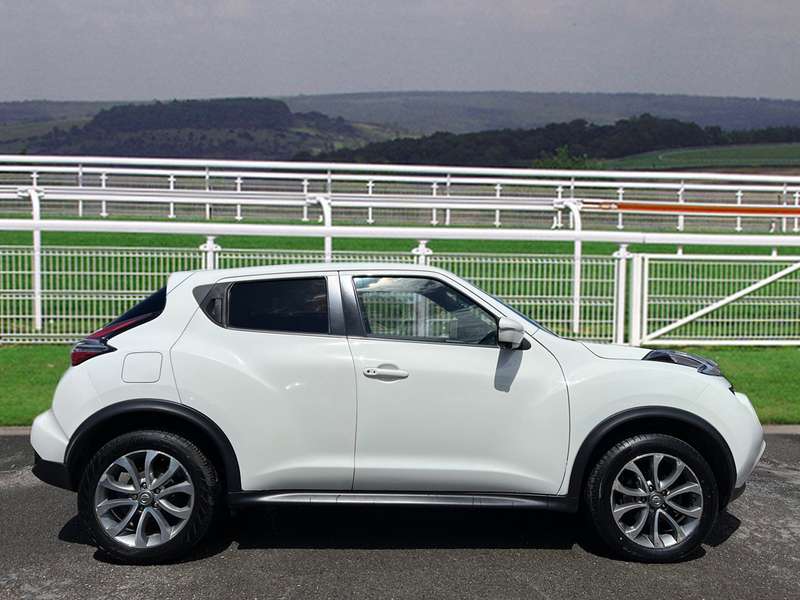 A 2018 NISSAN JUKE TEKNA DCI A 2018 NISSAN JUKE TEKNA DCI