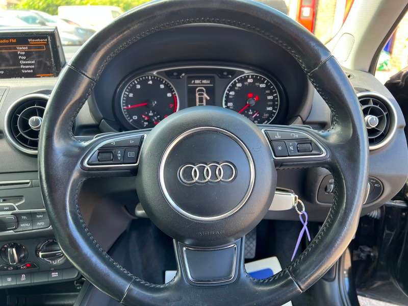 2015 AUDI A1 2015 AUDI A1