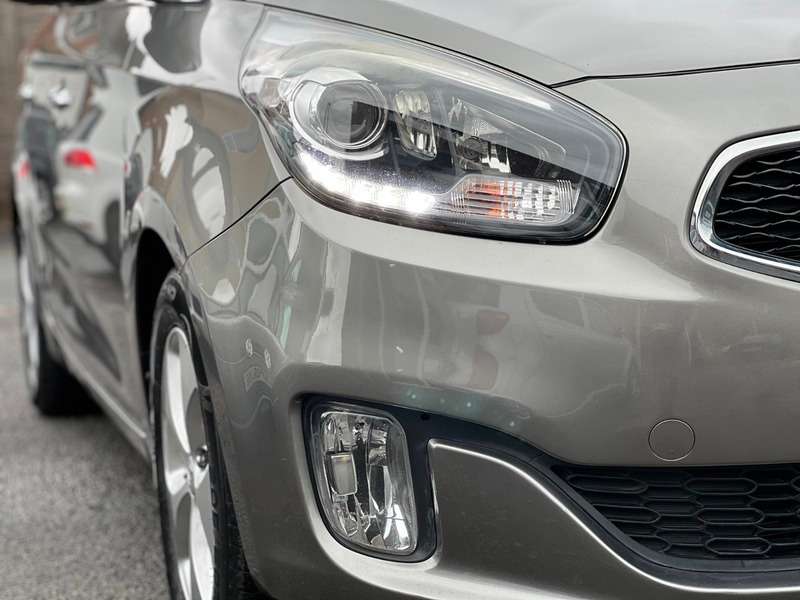 2014 KIA CARENS 2014 KIA CARENS