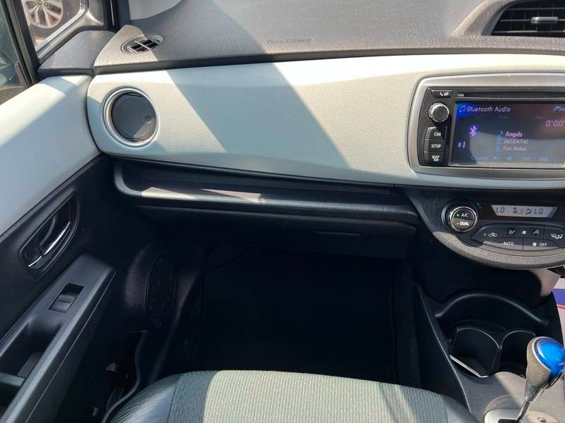 2012 TOYOTA YARIS 2012 TOYOTA YARIS