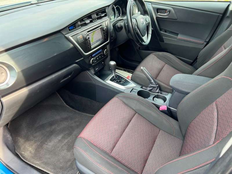 2012 TOYOTA AURIS 2012 TOYOTA AURIS