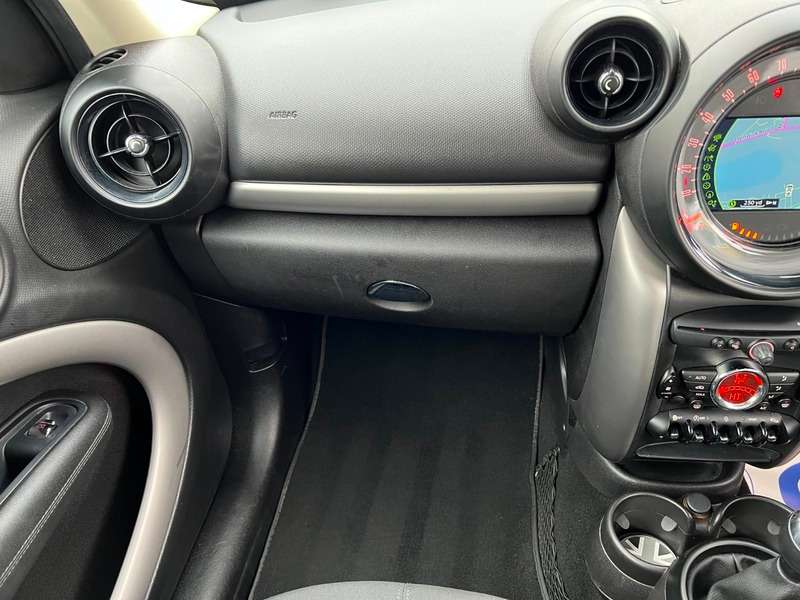 2015 MINI COUNTRYMAN 2015 MINI COUNTRYMAN