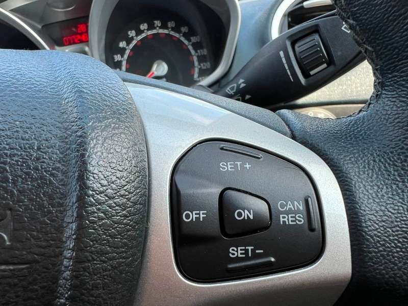 2012 FORD FIESTA 2012 FORD FIESTA