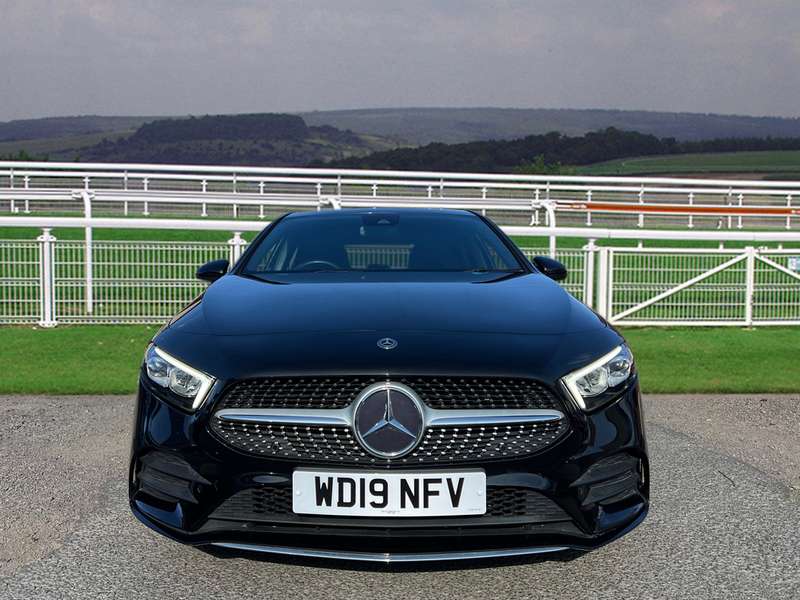 A 2019 MERCEDES A CLASS A 180 AMG LINE PREMIUM A 2019 MERCEDES A CLASS A 180 AMG LINE PREMIUM