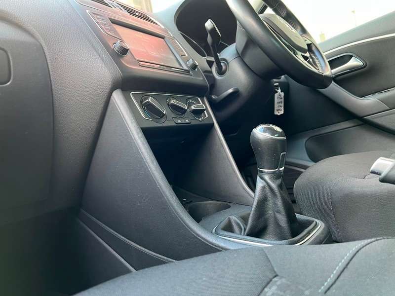 2014 VOLKSWAGEN POLO 2014 VOLKSWAGEN POLO