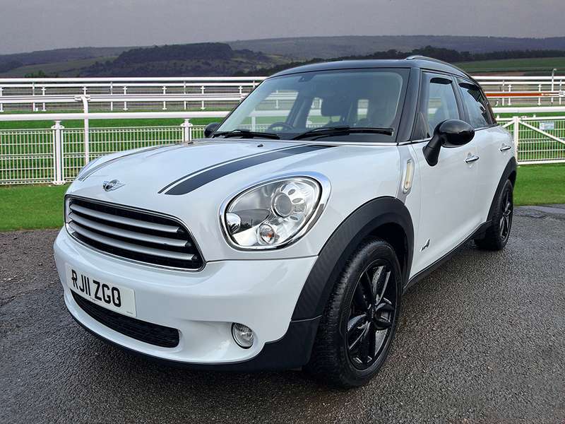 2011 MINI COUNTRYMAN 2011 MINI COUNTRYMAN