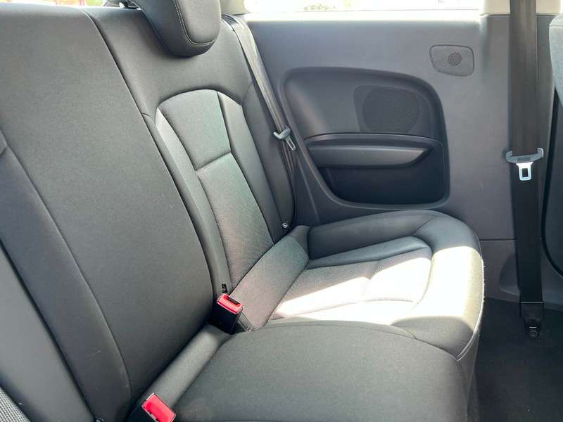 2015 AUDI A1 2015 AUDI A1