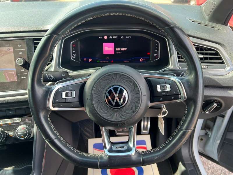 2021 VOLKSWAGEN T-ROC 2021 VOLKSWAGEN T-ROC