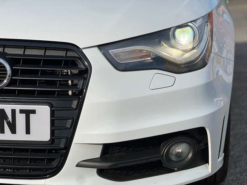 2014 AUDI A1 2014 AUDI A1