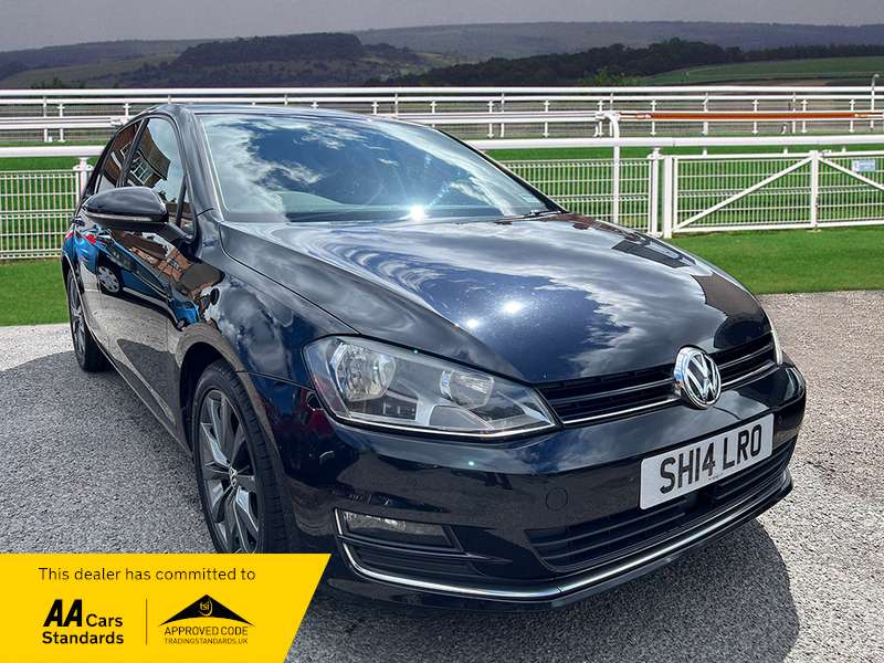 A 2014 VOLKSWAGEN GOLF GT TDI BLUEMOTION TECHNOLOGY A 2014 VOLKSWAGEN GOLF GT TDI BLUEMOTION TECHNOLOGY