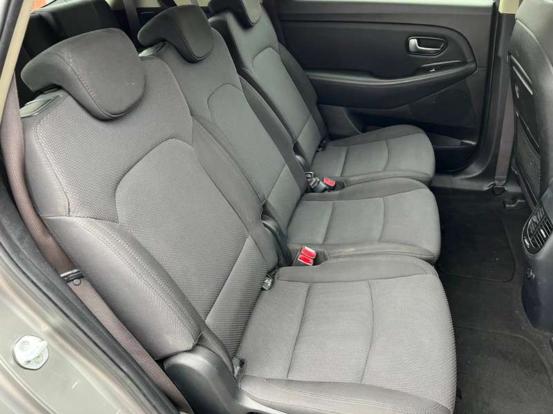 2014 KIA CARENS 2014 KIA CARENS