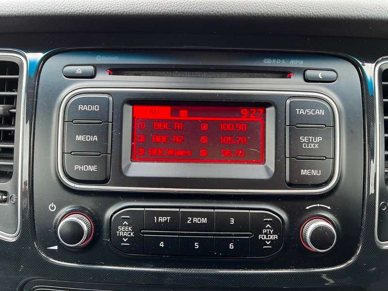 2014 KIA CARENS 2014 KIA CARENS