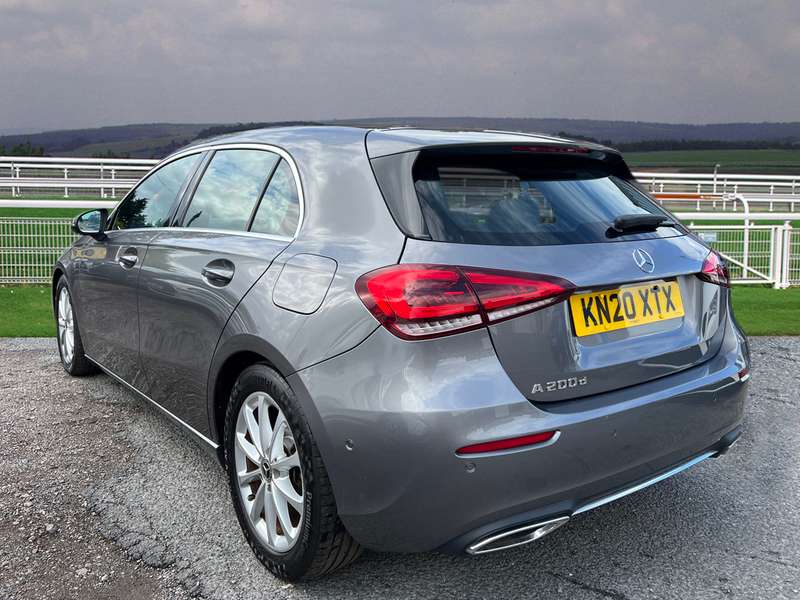 A 2020 MERCEDES A CLASS A 200 D SPORT EXECUTIVE A 2020 MERCEDES A CLASS A 200 D SPORT EXECUTIVE