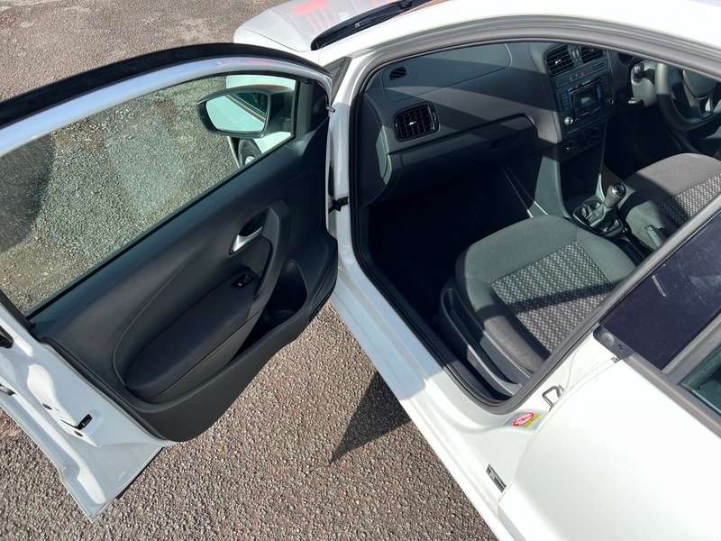 2014 VOLKSWAGEN POLO 2014 VOLKSWAGEN POLO