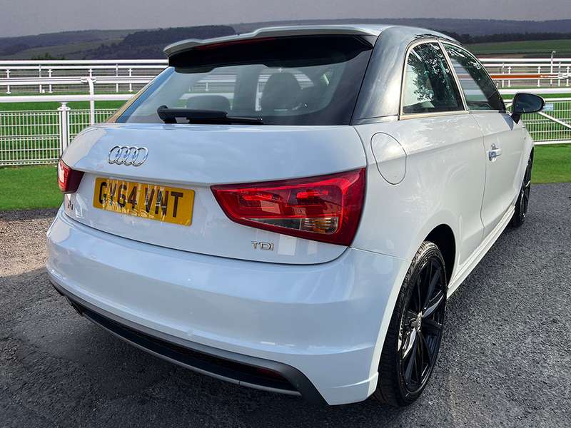 2014 AUDI A1 2014 AUDI A1