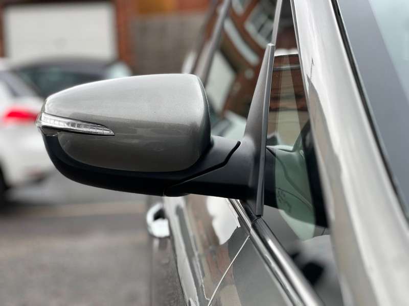 2014 KIA CARENS 2014 KIA CARENS