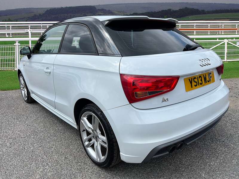 A 2013 AUDI A1 TFSI S LINE A 2013 AUDI A1 TFSI S LINE