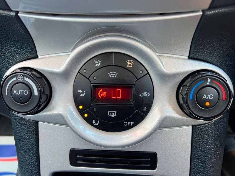 2012 FORD FIESTA 2012 FORD FIESTA
