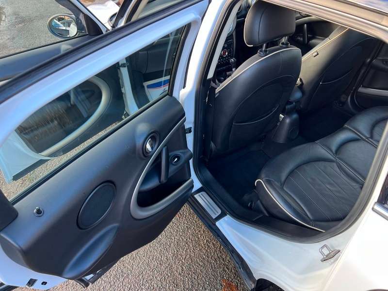 2011 MINI COUNTRYMAN 2011 MINI COUNTRYMAN