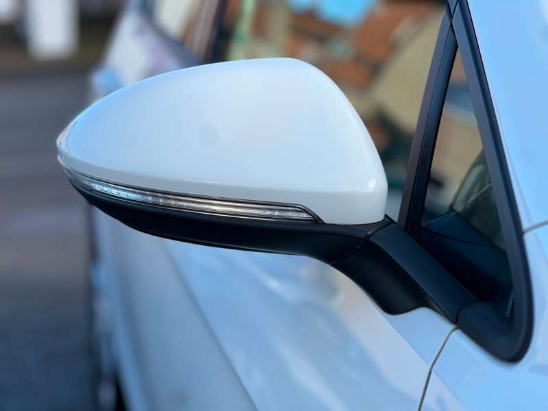 2017 VOLKSWAGEN GOLF 2017 VOLKSWAGEN GOLF