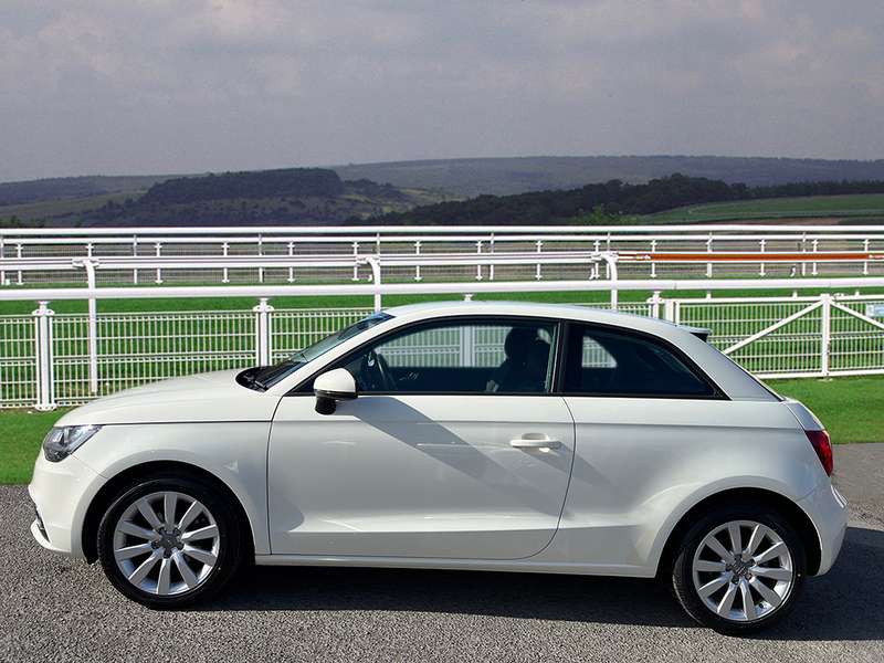 A 2013 AUDI A1 TFSI SPORT A 2013 AUDI A1 TFSI SPORT