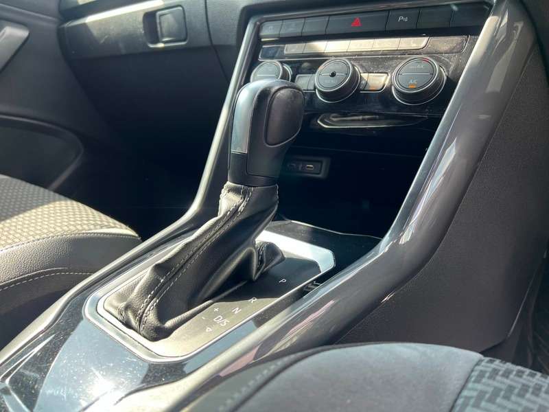 2021 VOLKSWAGEN T-ROC 2021 VOLKSWAGEN T-ROC