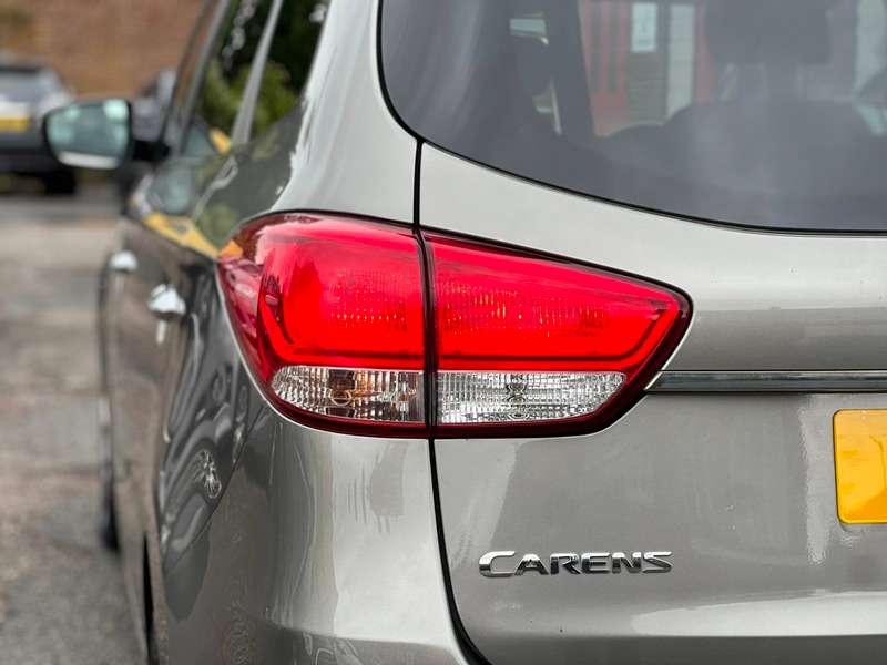 2014 KIA CARENS 2014 KIA CARENS