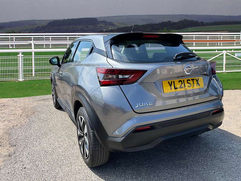 A 2021 NISSAN JUKE DIG-T ACENTA A 2021 NISSAN JUKE DIG-T ACENTA