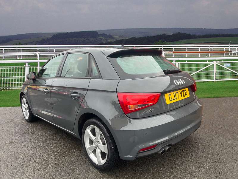 2017 AUDI A1 2017 AUDI A1