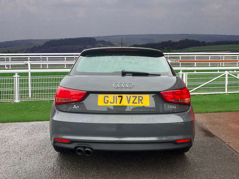 2017 AUDI A1 2017 AUDI A1