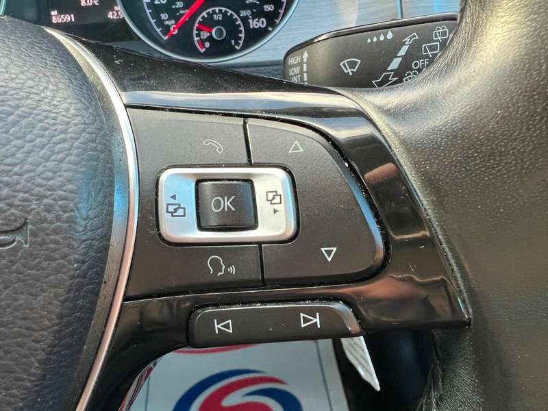 2017 VOLKSWAGEN GOLF 2017 VOLKSWAGEN GOLF