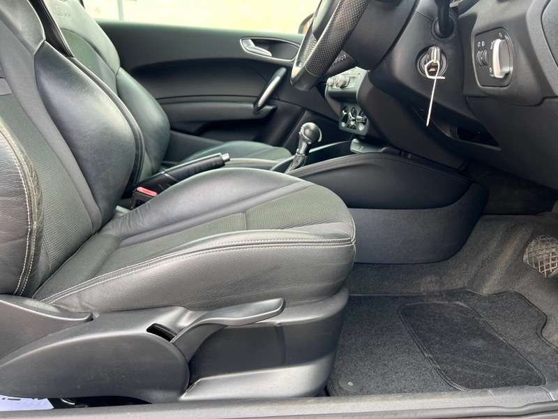 2013 AUDI A1 2013 AUDI A1