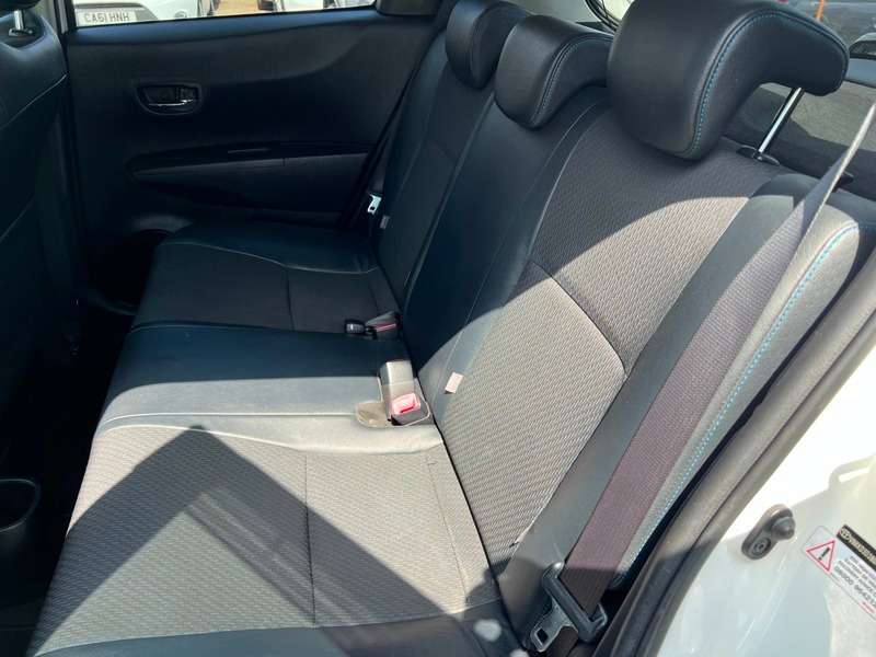 2012 TOYOTA YARIS 2012 TOYOTA YARIS
