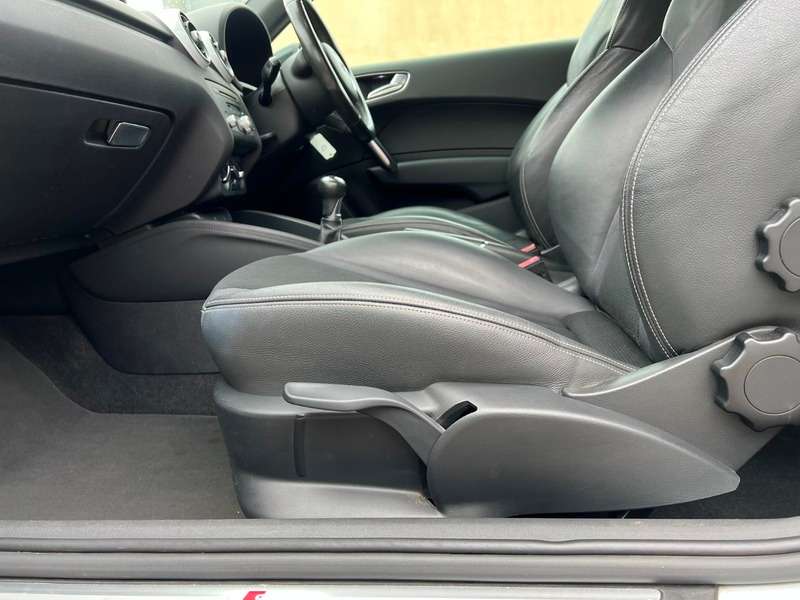 2014 AUDI A1 2014 AUDI A1