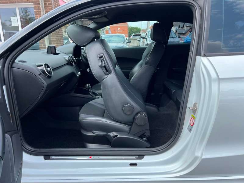 2013 AUDI A1 2013 AUDI A1