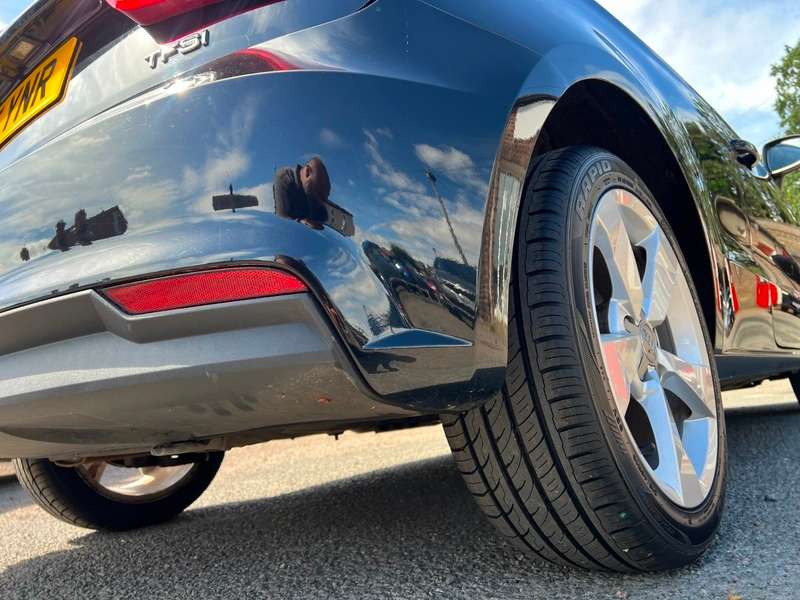 2015 AUDI A1 2015 AUDI A1
