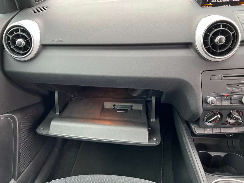 2014 AUDI A1 2014 AUDI A1